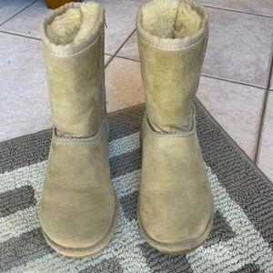 Girls ugg boots